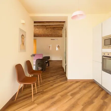 Casa Regina Margherita - Lussuoso Vista Con Parcheggio E Aria Condizionata Apartment Carate Urio